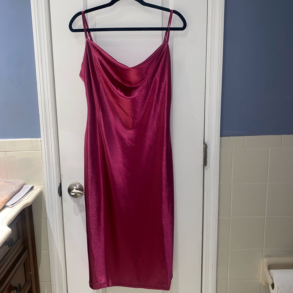 Amazon Metallic Magenta Evening Gown
